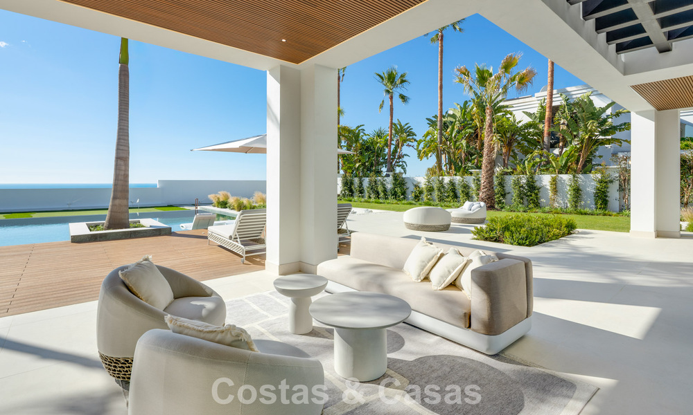 Villa de luxe exclusive à l'architecture andalouse moderne à vendre avec vue panoramique sur la mer à Marbella - Benahavis 781197