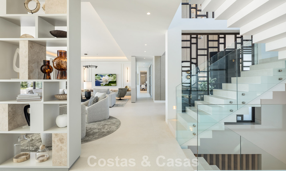 Villa de luxe exclusive à l'architecture andalouse moderne à vendre avec vue panoramique sur la mer à Marbella - Benahavis 781205