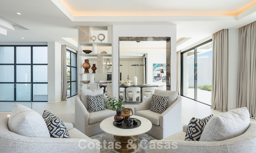 Villa de luxe exclusive à l'architecture andalouse moderne à vendre avec vue panoramique sur la mer à Marbella - Benahavis 781211