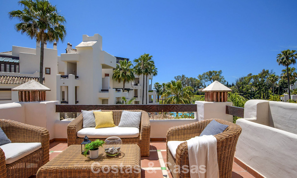 Penthouse de luxe à vendre en bord de mer sur le New Golden Mile, entre Marbella et Estepona 781252