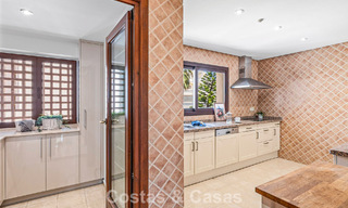 Penthouse de luxe à vendre en bord de mer sur le New Golden Mile, entre Marbella et Estepona 781259 