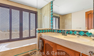 Penthouse de luxe à vendre en bord de mer sur le New Golden Mile, entre Marbella et Estepona 781271 