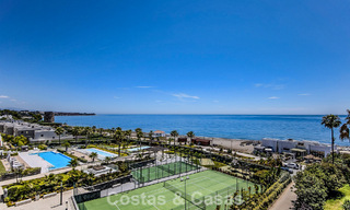 Penthouse de luxe à vendre en bord de mer sur le New Golden Mile, entre Marbella et Estepona 781276 