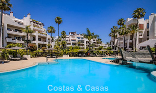 Penthouse de luxe à vendre en bord de mer sur le New Golden Mile, entre Marbella et Estepona 781288 