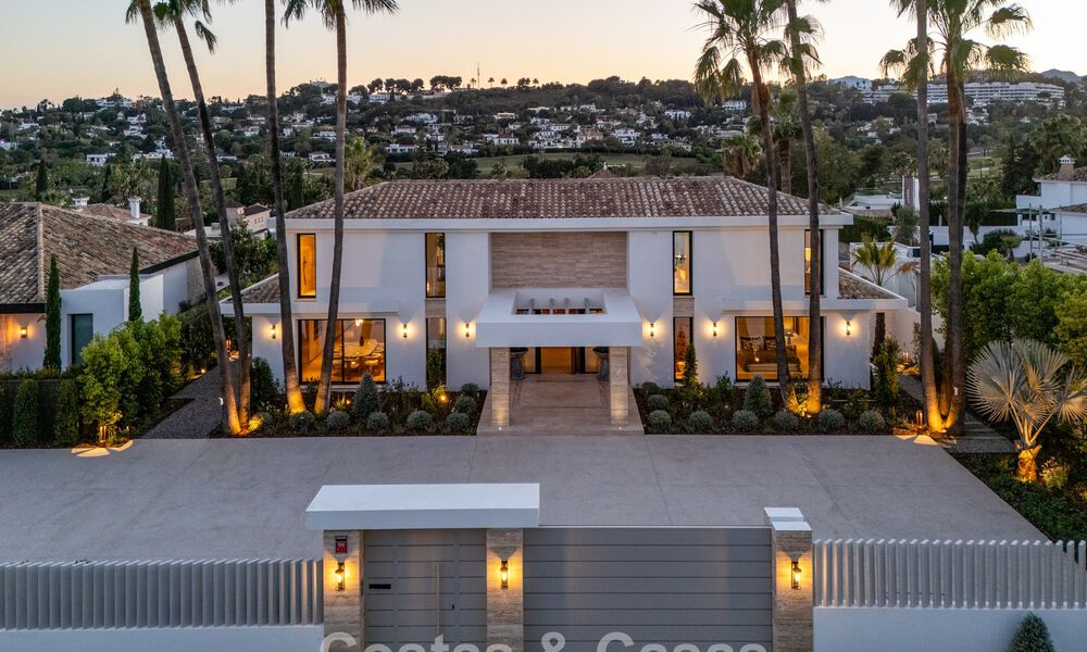 Spectaculaire villa de luxe à vendre dans une urbanisation prisée de Nueva Andalucia, Marbella 781292