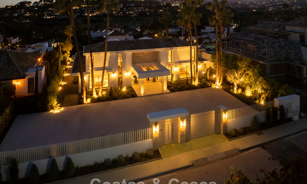 Spectaculaire villa de luxe à vendre dans une urbanisation prisée de Nueva Andalucia, Marbella 781299
