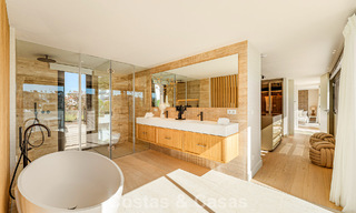 Spectaculaire villa de luxe à vendre dans une urbanisation prisée de Nueva Andalucia, Marbella 781303 