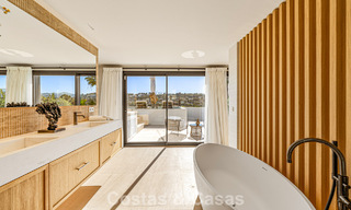 Spectaculaire villa de luxe à vendre dans une urbanisation prisée de Nueva Andalucia, Marbella 781306 