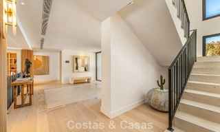 Spectaculaire villa de luxe à vendre dans une urbanisation prisée de Nueva Andalucia, Marbella 781318 