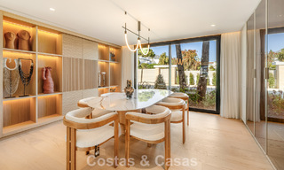 Spectaculaire villa de luxe à vendre dans une urbanisation prisée de Nueva Andalucia, Marbella 781322 