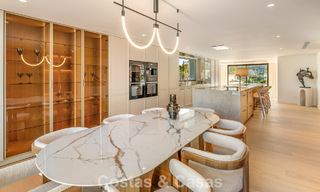 Spectaculaire villa de luxe à vendre dans une urbanisation prisée de Nueva Andalucia, Marbella 781323 