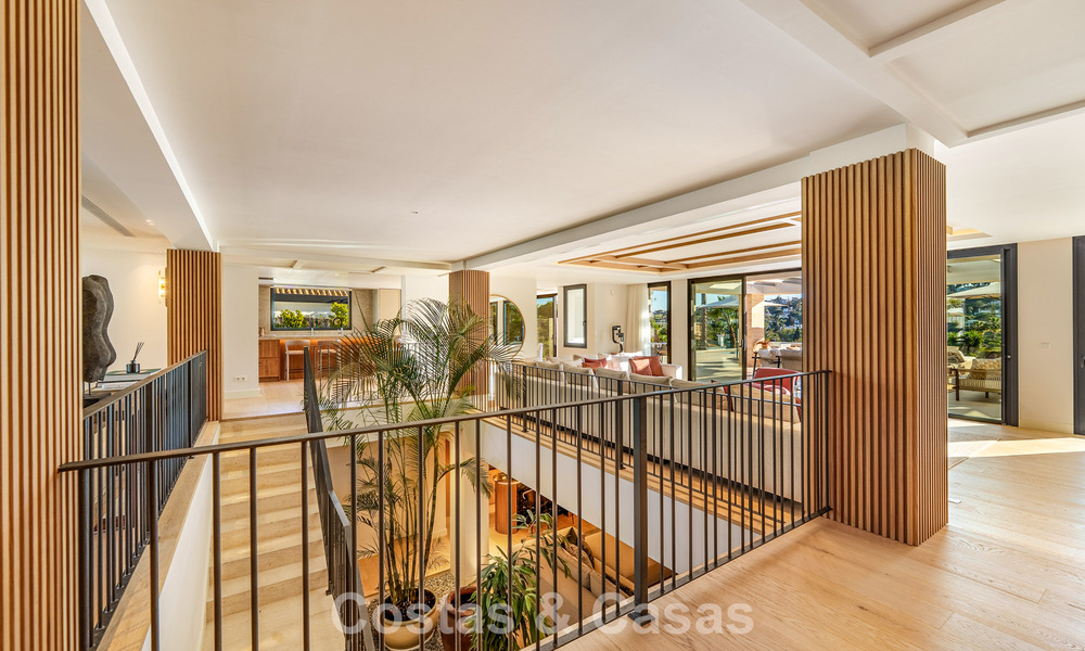 Spectaculaire villa de luxe à vendre dans une urbanisation prisée de Nueva Andalucia, Marbella 781338