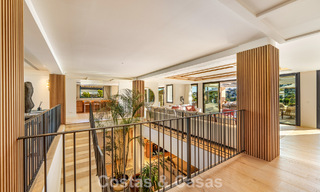 Spectaculaire villa de luxe à vendre dans une urbanisation prisée de Nueva Andalucia, Marbella 781338 