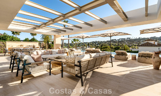 Spectaculaire villa de luxe à vendre dans une urbanisation prisée de Nueva Andalucia, Marbella 781339 