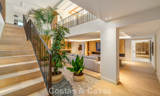 Spectaculaire villa de luxe à vendre dans une urbanisation prisée de Nueva Andalucia, Marbella 781341 
