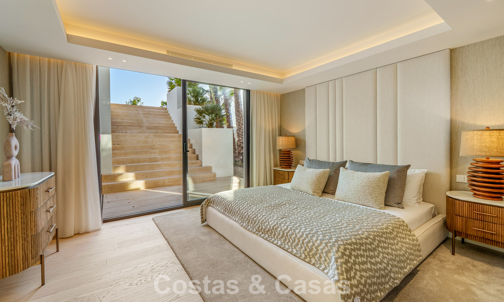 Spectaculaire villa de luxe à vendre dans une urbanisation prisée de Nueva Andalucia, Marbella 781342