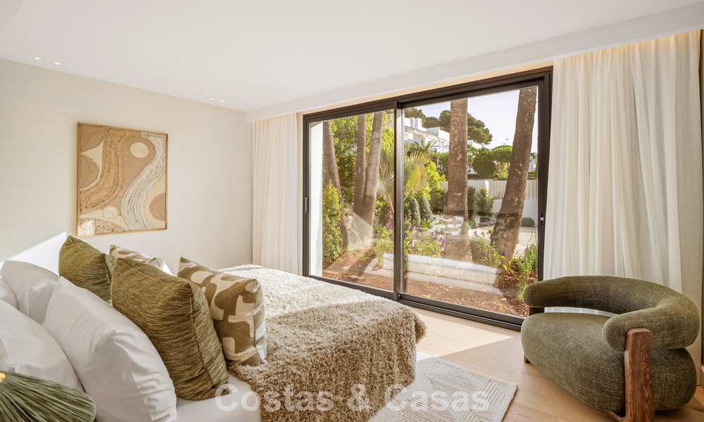 Spectaculaire villa de luxe à vendre dans une urbanisation prisée de Nueva Andalucia, Marbella 781346
