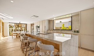 Spectaculaire villa de luxe à vendre dans une urbanisation prisée de Nueva Andalucia, Marbella 781349 
