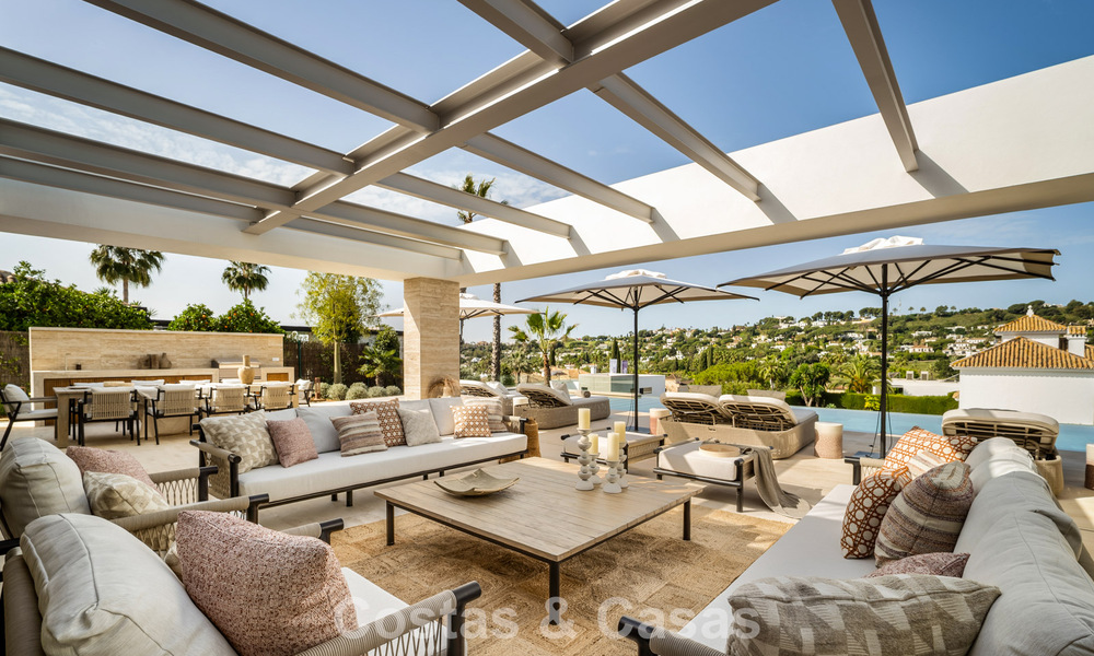 Spectaculaire villa de luxe à vendre dans une urbanisation prisée de Nueva Andalucia, Marbella 781352