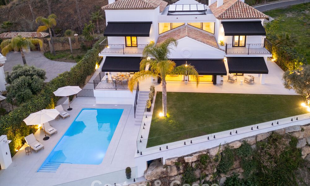 Villa de luxe à l'architecture espagnole contemporaine et vue sur la mer, prête à emménager, à vendre à Marbella - Benahavis 781379