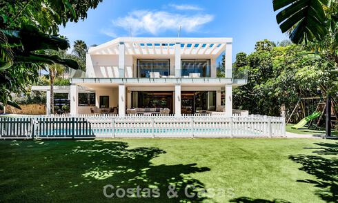Villa familiale moderniste à vendre, dans un quartier recherché de La Quinta, Marbella - Benahavis 781410