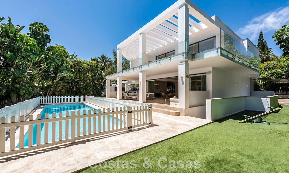 Villa familiale moderniste à vendre, dans un quartier recherché de La Quinta, Marbella - Benahavis 781411