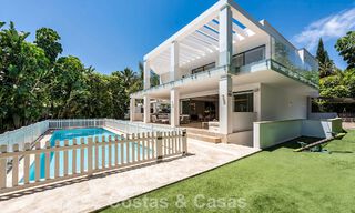 Villa familiale moderniste à vendre, dans un quartier recherché de La Quinta, Marbella - Benahavis 781411 