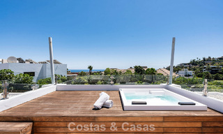 Villa familiale moderniste à vendre, dans un quartier recherché de La Quinta, Marbella - Benahavis 781418 