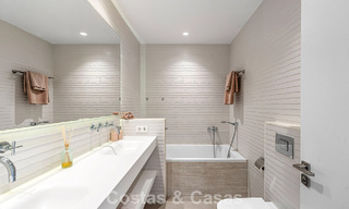 Villa familiale moderniste à vendre, dans un quartier recherché de La Quinta, Marbella - Benahavis 781422 