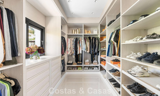 Villa familiale moderniste à vendre, dans un quartier recherché de La Quinta, Marbella - Benahavis 781430 