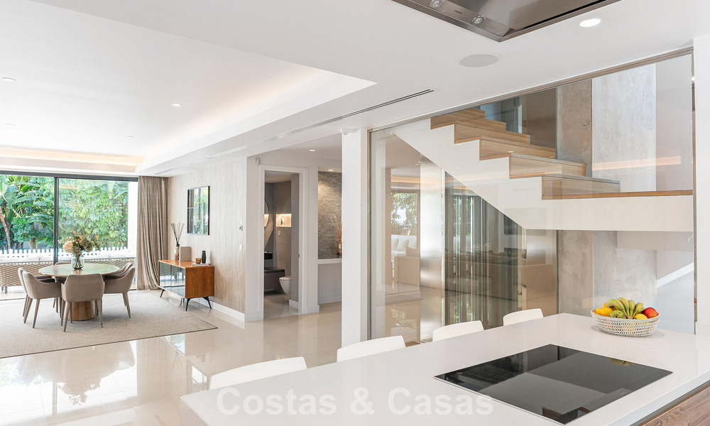 Villa familiale moderniste à vendre, dans un quartier recherché de La Quinta, Marbella - Benahavis 781449