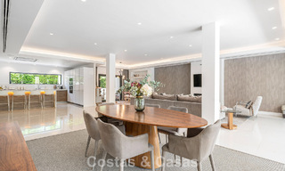 Villa familiale moderniste à vendre, dans un quartier recherché de La Quinta, Marbella - Benahavis 781454 