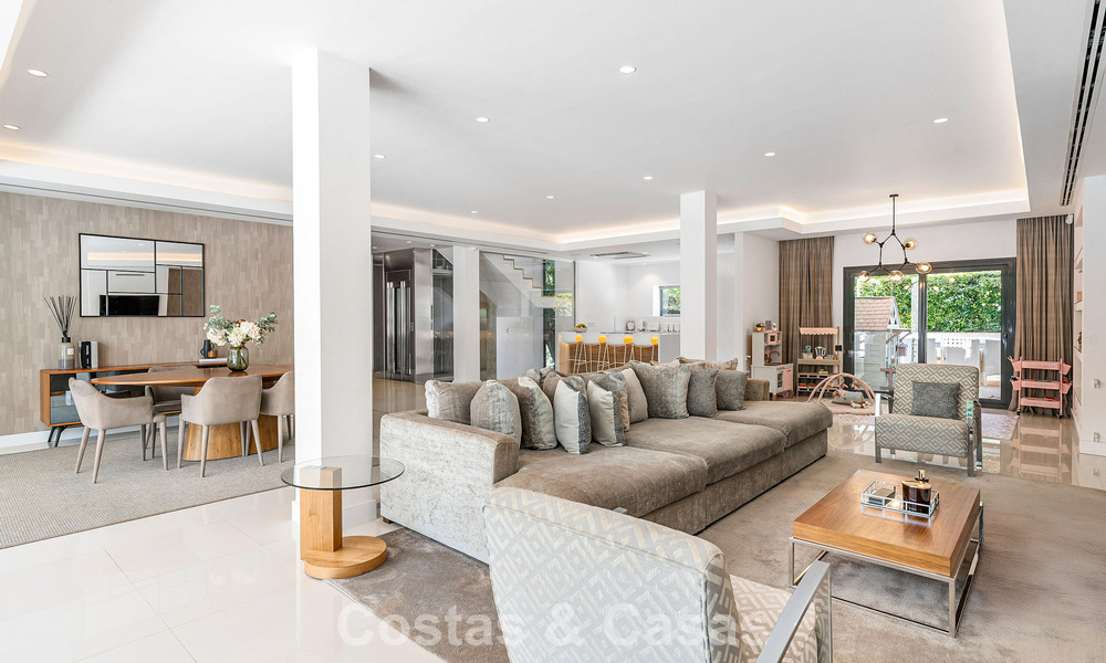 Villa familiale moderniste à vendre, dans un quartier recherché de La Quinta, Marbella - Benahavis 781455