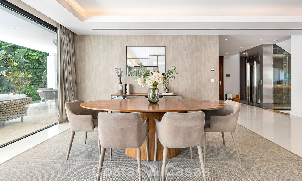 Villa familiale moderniste à vendre, dans un quartier recherché de La Quinta, Marbella - Benahavis 781457