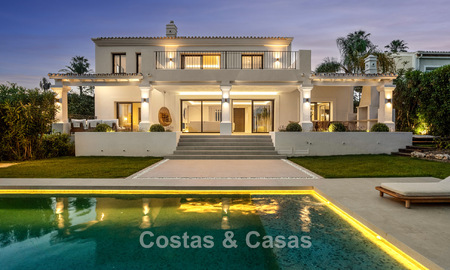 Villa de luxe méditerranéenne au charme intemporel à vendre dans le prestigieux quartier de Nueva Andalucía à Marbella 781540