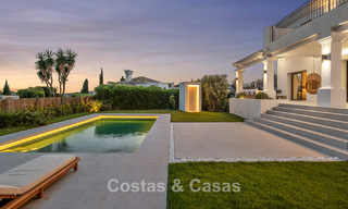 Villa de luxe méditerranéenne au charme intemporel à vendre dans le prestigieux quartier de Nueva Andalucía à Marbella 781541 