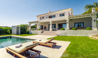 Villa de luxe méditerranéenne au charme intemporel à vendre dans le prestigieux quartier de Nueva Andalucía à Marbella 781546 