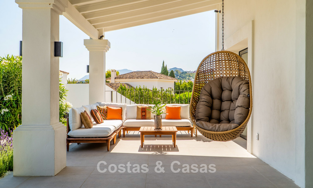 Villa de luxe méditerranéenne au charme intemporel à vendre dans le prestigieux quartier de Nueva Andalucía à Marbella 781548