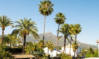 Villa de luxe méditerranéenne au charme intemporel à vendre dans le prestigieux quartier de Nueva Andalucía à Marbella 781553 