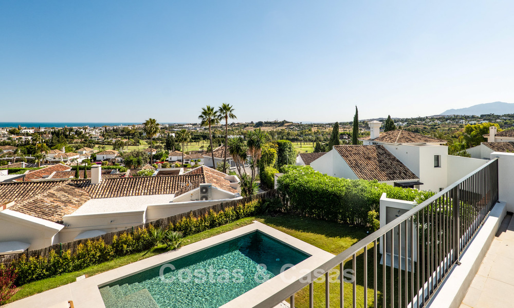 Villa de luxe méditerranéenne au charme intemporel à vendre dans le prestigieux quartier de Nueva Andalucía à Marbella 781557