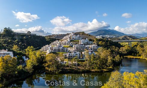 Penthouse moderne, prêt à emménager, avec vue panoramique, à vendre à Nueva Andalucia, Marbella 781558