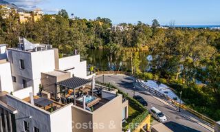 Penthouse moderne, prêt à emménager, avec vue panoramique, à vendre à Nueva Andalucia, Marbella 781560 