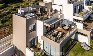Penthouse moderne, prêt à emménager, avec vue panoramique, à vendre à Nueva Andalucia, Marbella 781561 