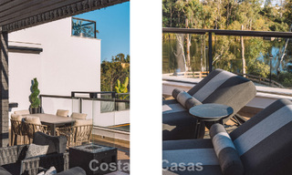 Penthouse moderne, prêt à emménager, avec vue panoramique, à vendre à Nueva Andalucia, Marbella 781566 