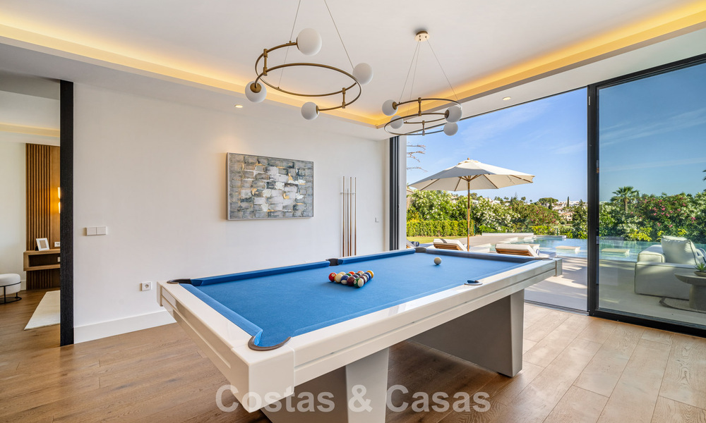 Villa de luxe ultramoderne, prête à emménager, à vendre dans la Vallée des Golfs de Nueva Andalucia, Marbella 781646