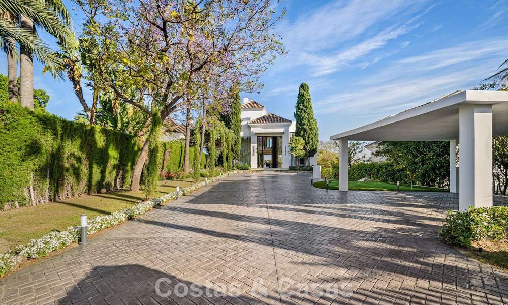 Villa de luxe ultramoderne, prête à emménager, à vendre dans la Vallée des Golfs de Nueva Andalucia, Marbella 781665