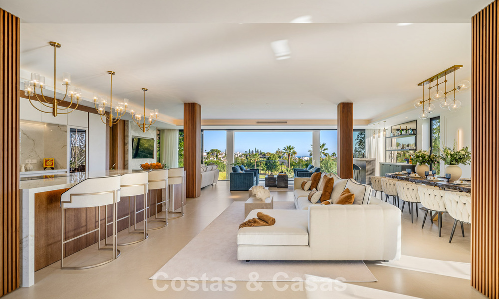 Villa de luxe ultramoderne, prête à emménager, à vendre dans la Vallée des Golfs de Nueva Andalucia, Marbella 781666