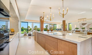 Villa de luxe ultramoderne, prête à emménager, à vendre dans la Vallée des Golfs de Nueva Andalucia, Marbella 781668 