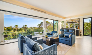 Villa de luxe ultramoderne, prête à emménager, à vendre dans la Vallée des Golfs de Nueva Andalucia, Marbella 781676 