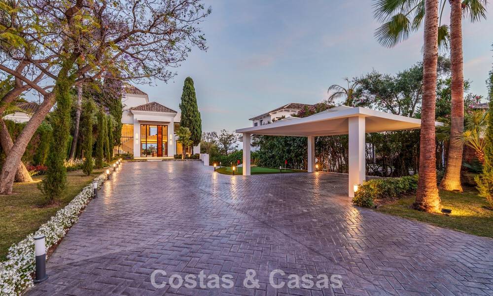 Villa de luxe ultramoderne, prête à emménager, à vendre dans la Vallée des Golfs de Nueva Andalucia, Marbella 781686